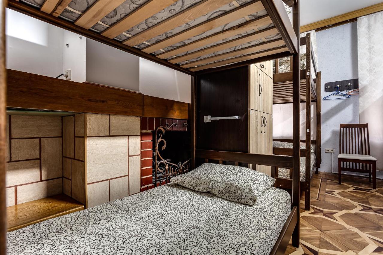 Hostel Seven Lviv Kültér fotó