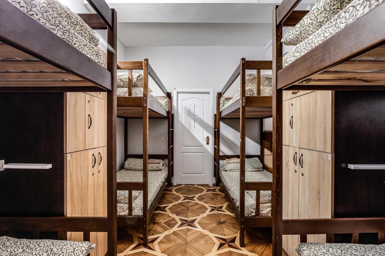 Hostel Seven Lviv Kültér fotó